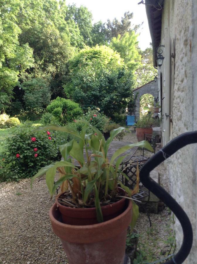 Gite Du Calme 3 Star Bed & Breakfast Cognac Chérac 외부 사진